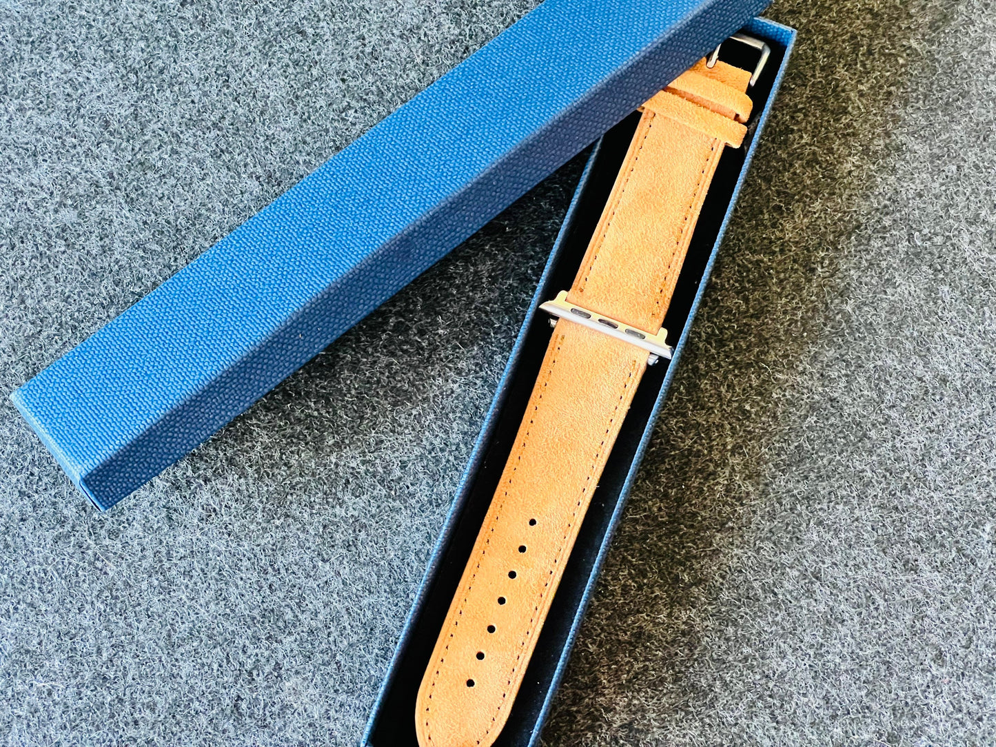 Chameu - Genuine tan Leather Apple watch bracelet, 42-45 mm, 38-41 mm suede Original Leather watch band, leather ban- Birthday gift